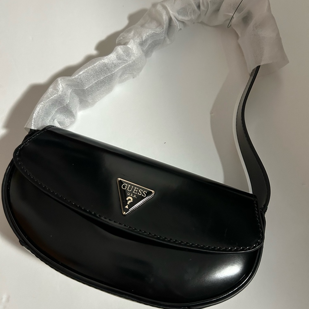 NEW!! GUESS Shoulder bag